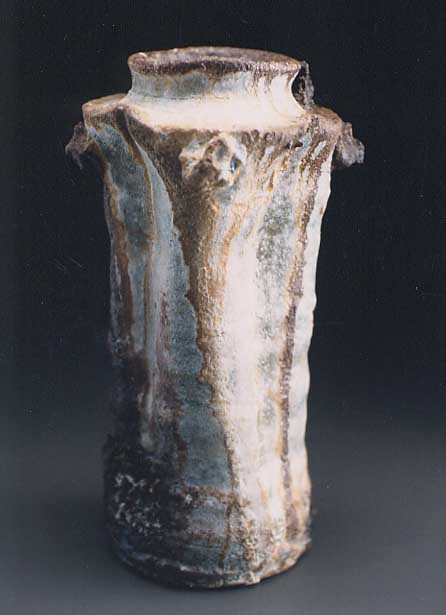 Artist: Shiho KanzakiTitle: Tall iga Vase -2